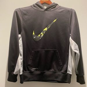 Nike Therma-Fit Youth Hoodie. Size YXL. Black/gray with multi check.